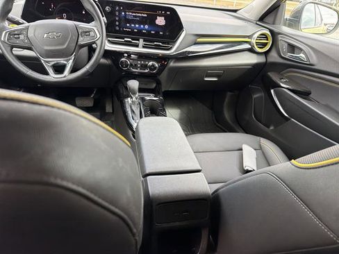 Used 2024 Chevrolet Trax ACTIV w/ Driver Confidence Package image 20