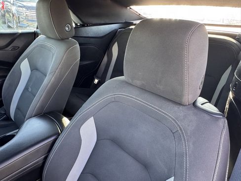 Used 2020 Chevrolet Camaro LT image 19