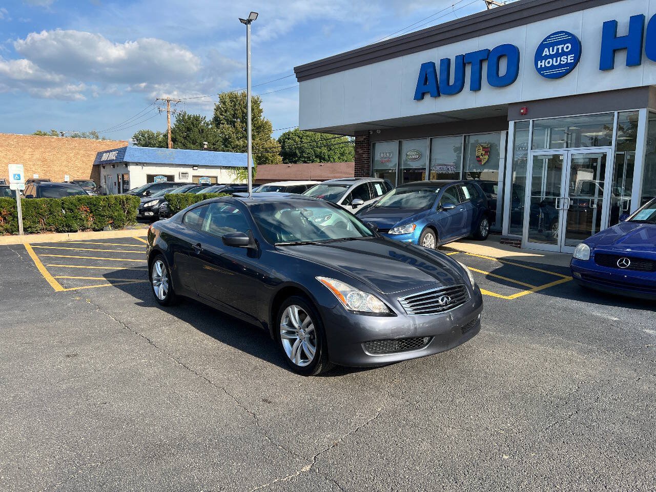 Used 2010 INFINITI G37 x Coupe w/ Premium Pkg AWD/4WD image 3