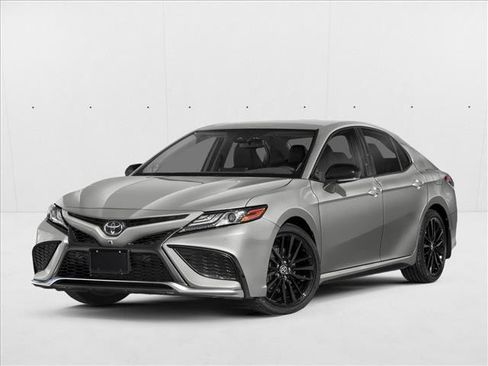 Used 2021 Toyota Camry XSE w/ Navigation Package FWD image 1
