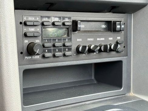 Used 1988 Ford Mustang LX image 27