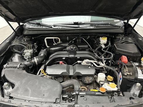 Used 2019 Subaru Outback 2.5i Premium image 38