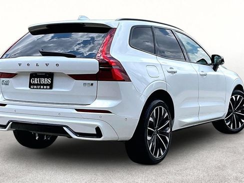 Used 2026 Volvo XC60 B5 Ultra AWD/4WD image 2