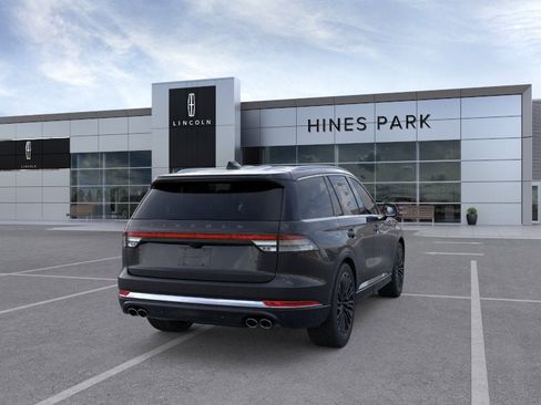 New 2026 Lincoln Aviator Black Label w/ Dynamic Handling Package AWD/4WD image 8