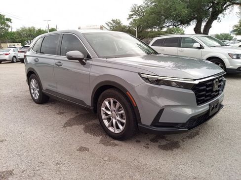 Used 2026 Honda CR-V EX image 3