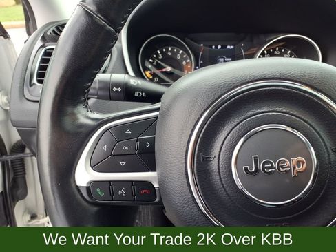 Used 2020 Jeep Compass Latitude image 18