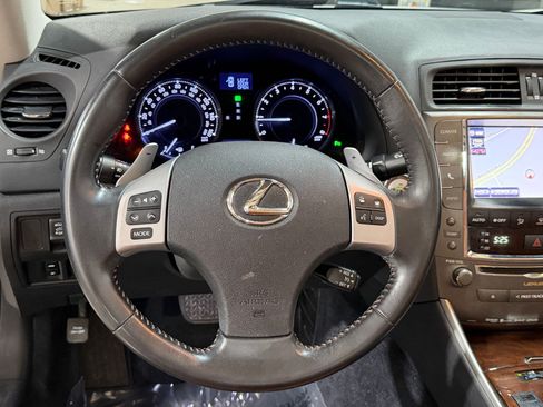 Used 2014 Lexus IS 250C w/ Luxury Package RWD image 14