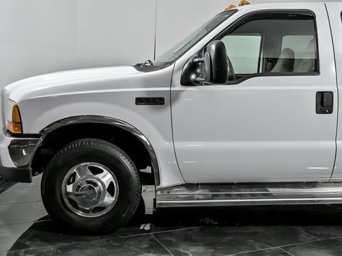 Used 2000 Ford F350 Lariat image 6