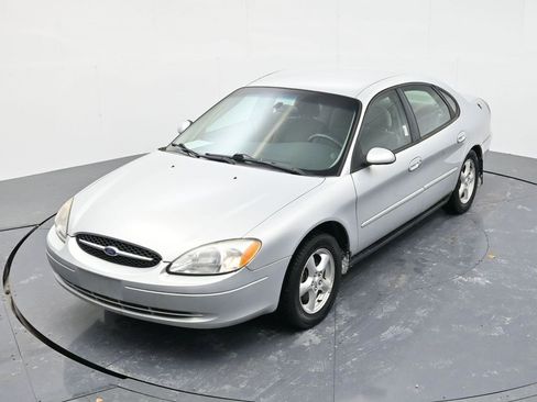 Used 2002 Ford Taurus SE image 30