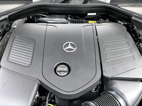 Certified 2026 Mercedes-Benz GLC 300 image 17