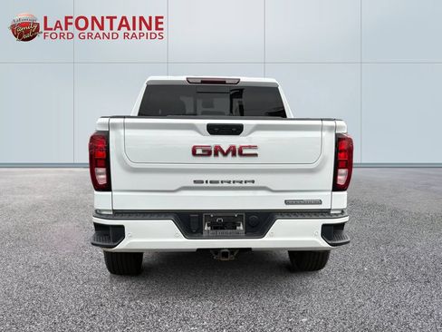 Used 2022 GMC Sierra 1500 Elevation w/ Elevation Premium Package AWD/4WD image 6
