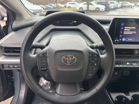 Used 2023 Toyota Prius LE image 12