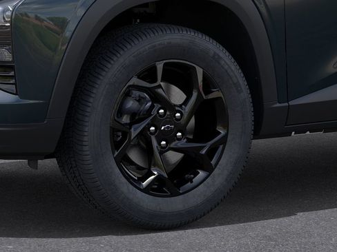 New 2026 Chevrolet Trax LT w/ Midnight Edition FWD image 9