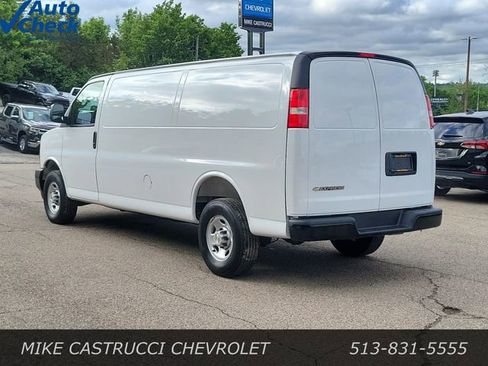 Used 2025 Chevrolet Express 2500 Extended w/ Driver Convenience Package RWD image 3
