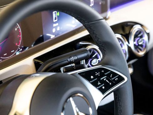 Used 2026 Mercedes-Benz CLA 250 image 15