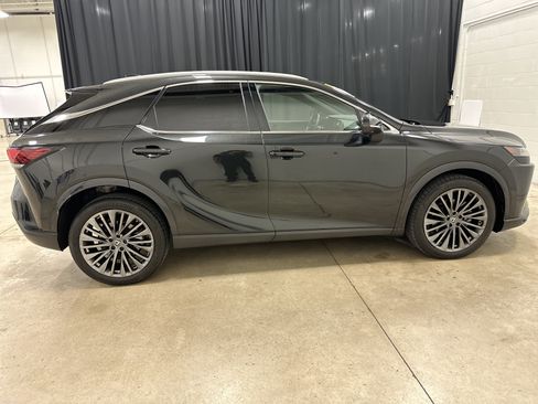 Used 2025 Lexus RX 350 AWD w/ Convenience Package image 12