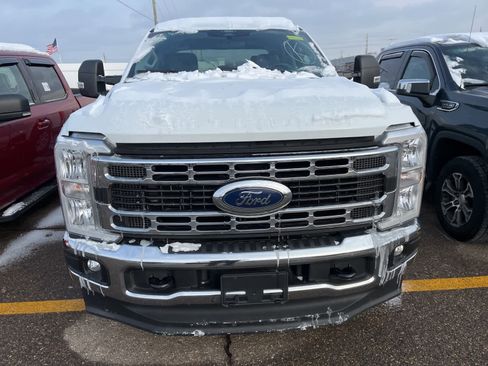 Used 2024 Ford F250 XLT image 26