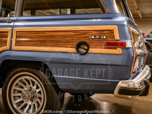 Used 1987 Jeep Grand Wagoneer AWD/4WD image 34