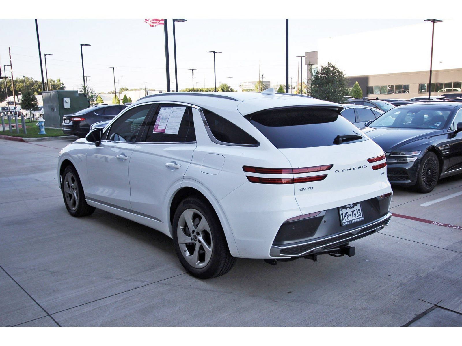 Used 2026 Genesis GV70 2.5T AWD/4WD image 6