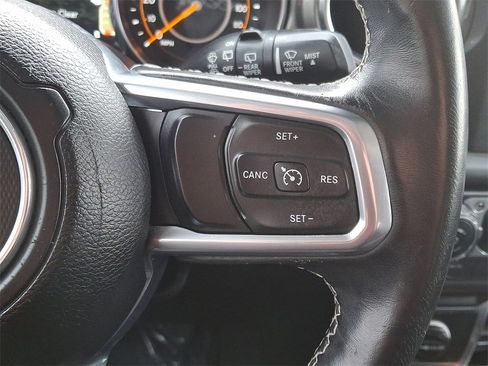 Used 2019 Jeep Wrangler Unlimited Sahara w/ Safety Group image 21