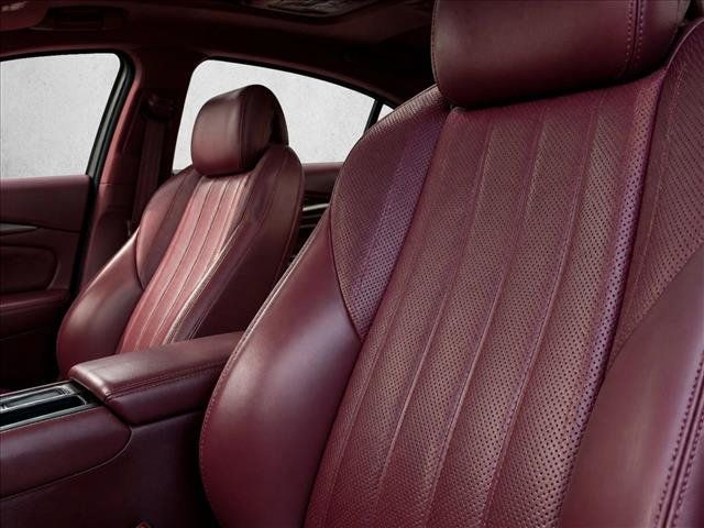 Used 2014 Mercedes-Benz SL 550 image 21