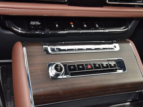 New 2026 Lincoln Aviator Reserve AWD/4WD image 30