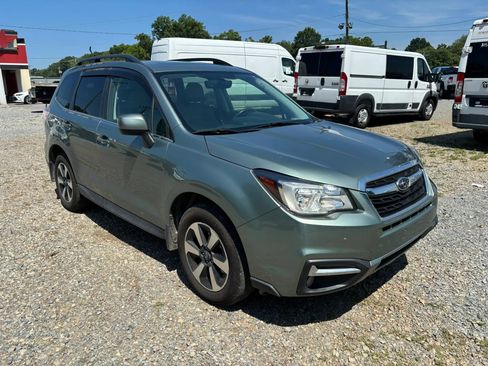 Used 2018 Subaru Forester 2.5i Limited AWD/4WD image 6