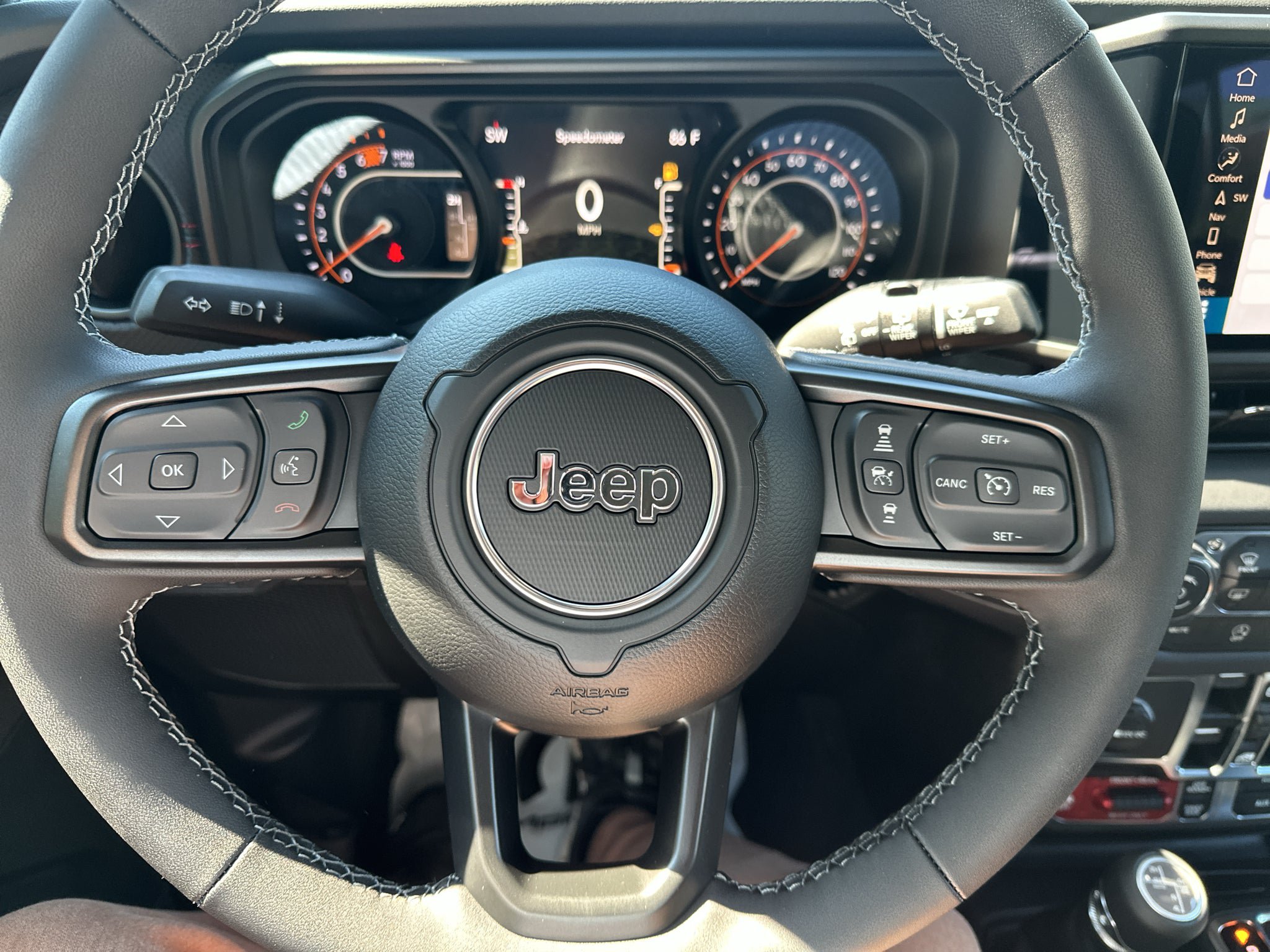 New 2026 Jeep Wrangler Unlimited Rubicon AWD/4WD image 12