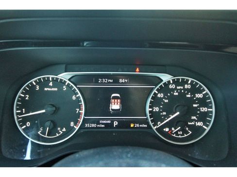 Used 2023 Nissan Pathfinder SV image 16