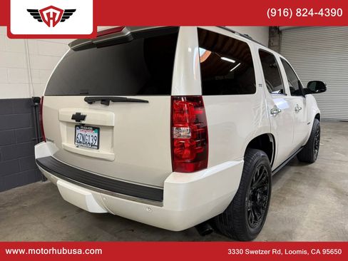 Used 2013 Chevrolet Tahoe LTZ AWD/4WD image 7