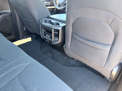 Used 2025 RAM 1500 Big Horn AWD/4WD image 13