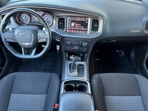 Used 2021 Dodge Charger GT w/ Performance Handling Group RWD image 15