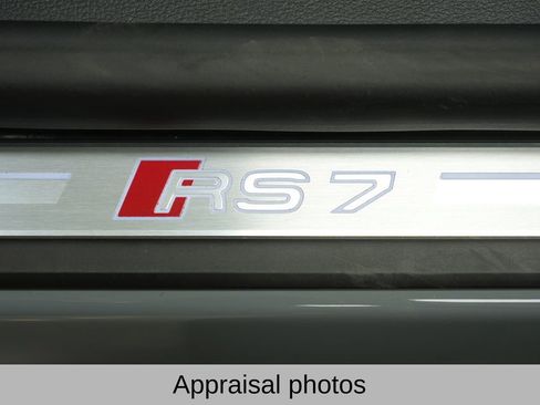 Used 2023 Audi RS 7 Sportback image 32