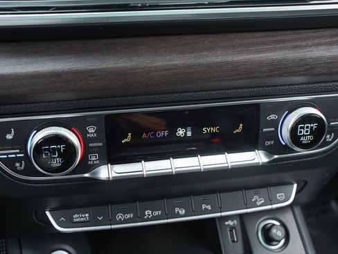 Certified 2021 Audi Q5 Prestige w/ Prestige Package image 17