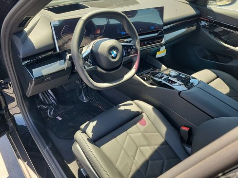 New 2026 BMW 530i w/ Premium Package RWD image 20