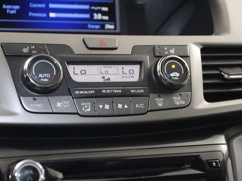 Used 2016 Honda Odyssey Touring image 30