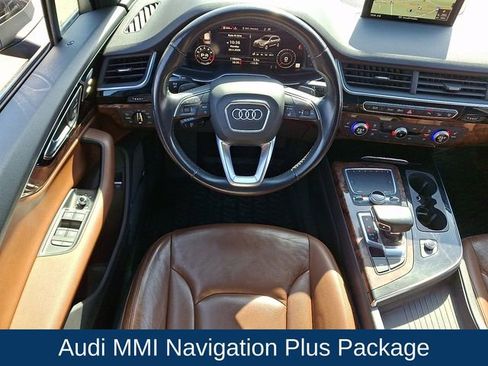 Used 2017 Audi Q7 3.0T Premium Plus image 3