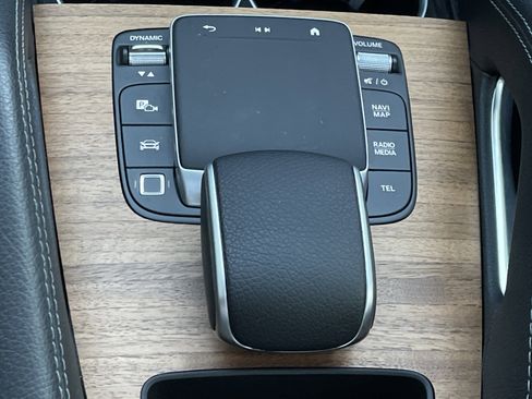 Certified 2025 Mercedes-Benz GLE 350 4MATIC image 34