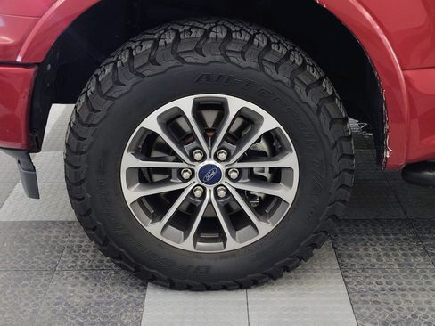 Used 2018 Ford F150 XLT w/ Equipment Group 302A Luxury AWD/4WD image 9