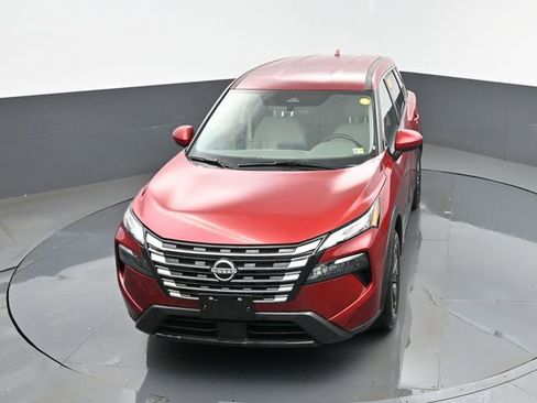 Used 2025 Nissan Rogue SV AWD/4WD image 20
