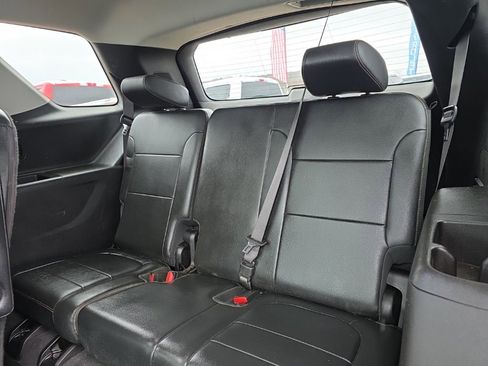 Used 2019 Chevrolet Traverse RS w/ LPO, Floor Liner Package image 14