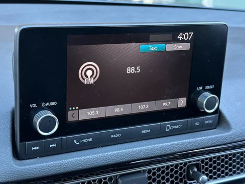 Used 2023 Honda Civic EX-L image 18