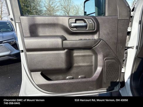 Used 2025 Chevrolet Silverado 2500 Custom w/ Custom Value Package image 13