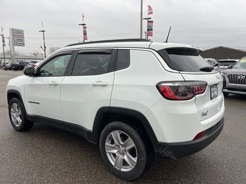 Used 2022 Jeep Compass Latitude image 5