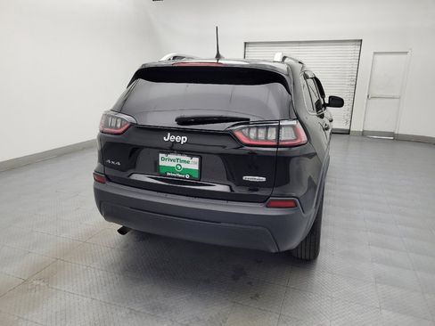 Used 2019 Jeep Cherokee Latitude w/ Popular Appearance Group image 7