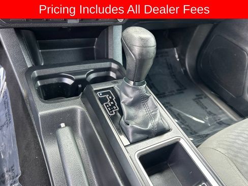 Used 2022 Toyota Tacoma SR RWD image 10