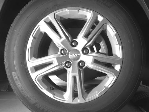 Used 2024 GMC Terrain SLE FWD image 13