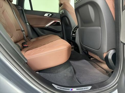 Used 2024 BMW X6 xDrive40i w/ Premium Package image 23