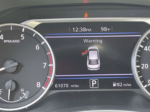 Used 2022 Nissan Sentra SV w/ SV Premium Package FWD image 14