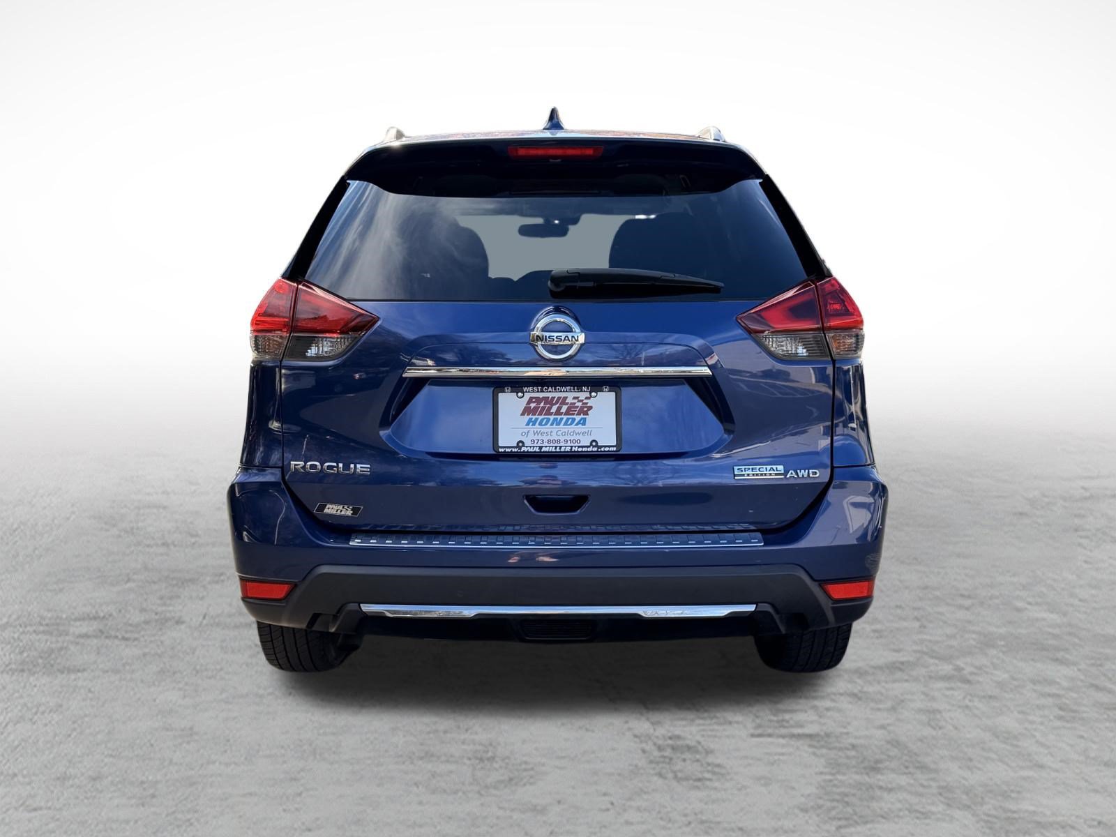 Used 2019 Nissan Rogue S w/ Special Edition Package AWD/4WD image 6